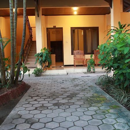 Puri Senggigi Hotel Mangsit Exteriör bild