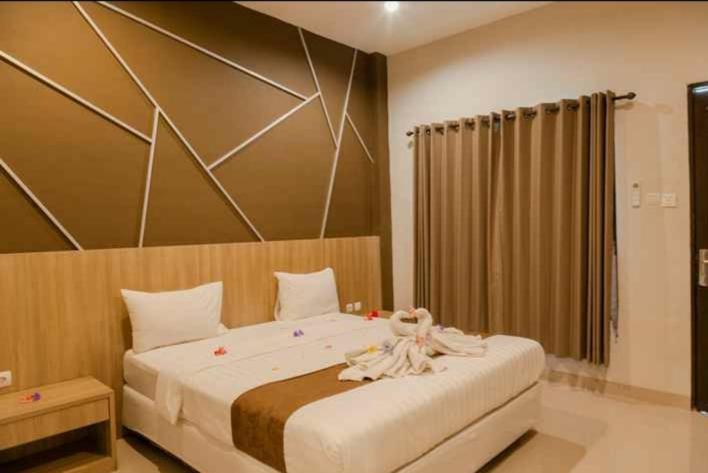 Puri Senggigi Hotel Mangsit Exteriör bild