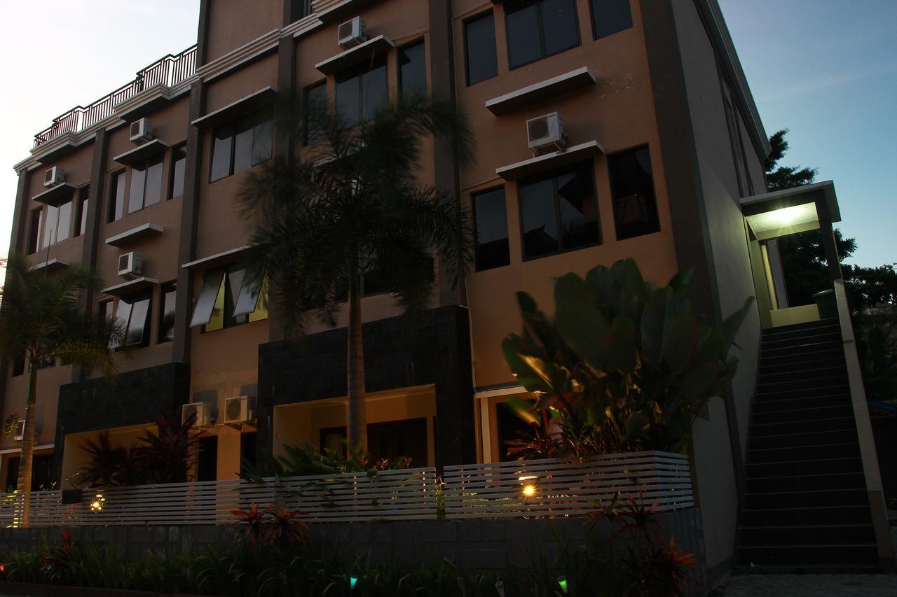 Puri Senggigi Hotel Mangsit Exteriör bild