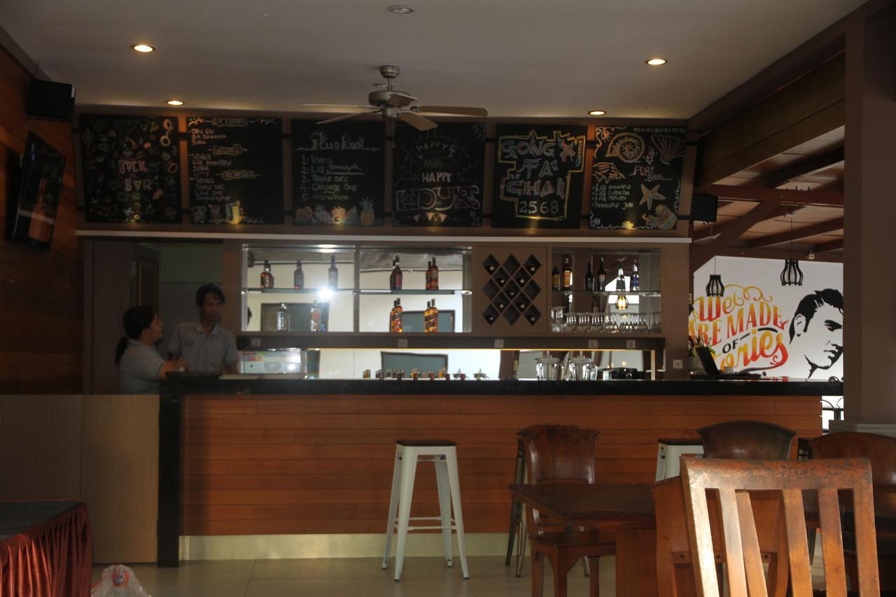 Puri Senggigi Hotel Mangsit Exteriör bild