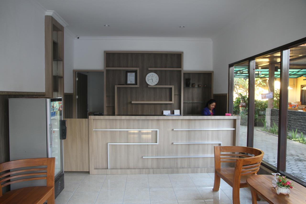 Puri Senggigi Hotel Mangsit Exteriör bild