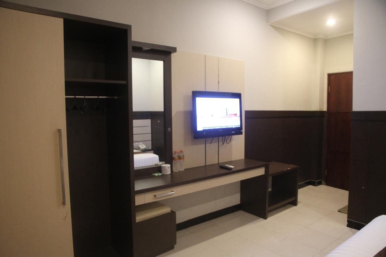 Puri Senggigi Hotel Mangsit Exteriör bild