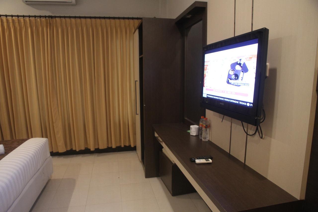Puri Senggigi Hotel Mangsit Exteriör bild